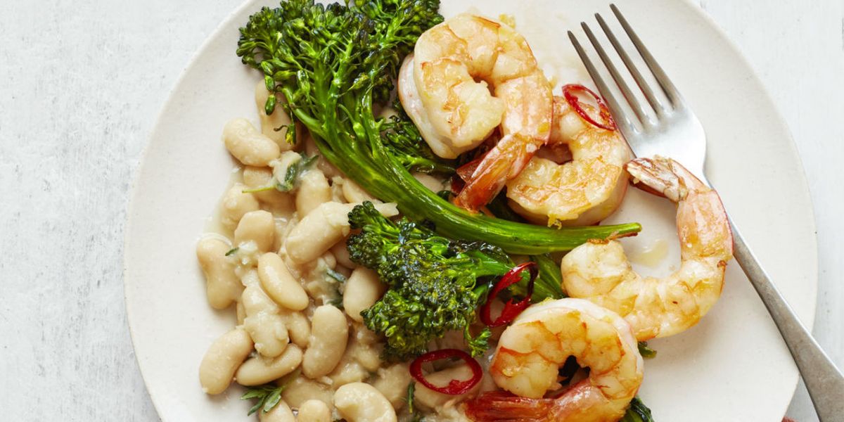 Roasted shrimp with white beans