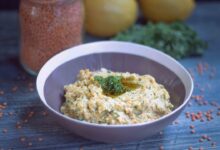 Red lentil beet hummus