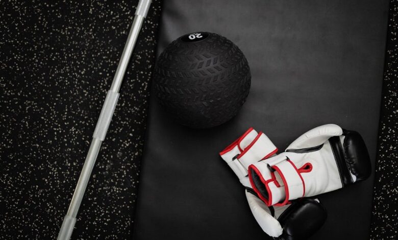 5 great things about working out with medicine balls