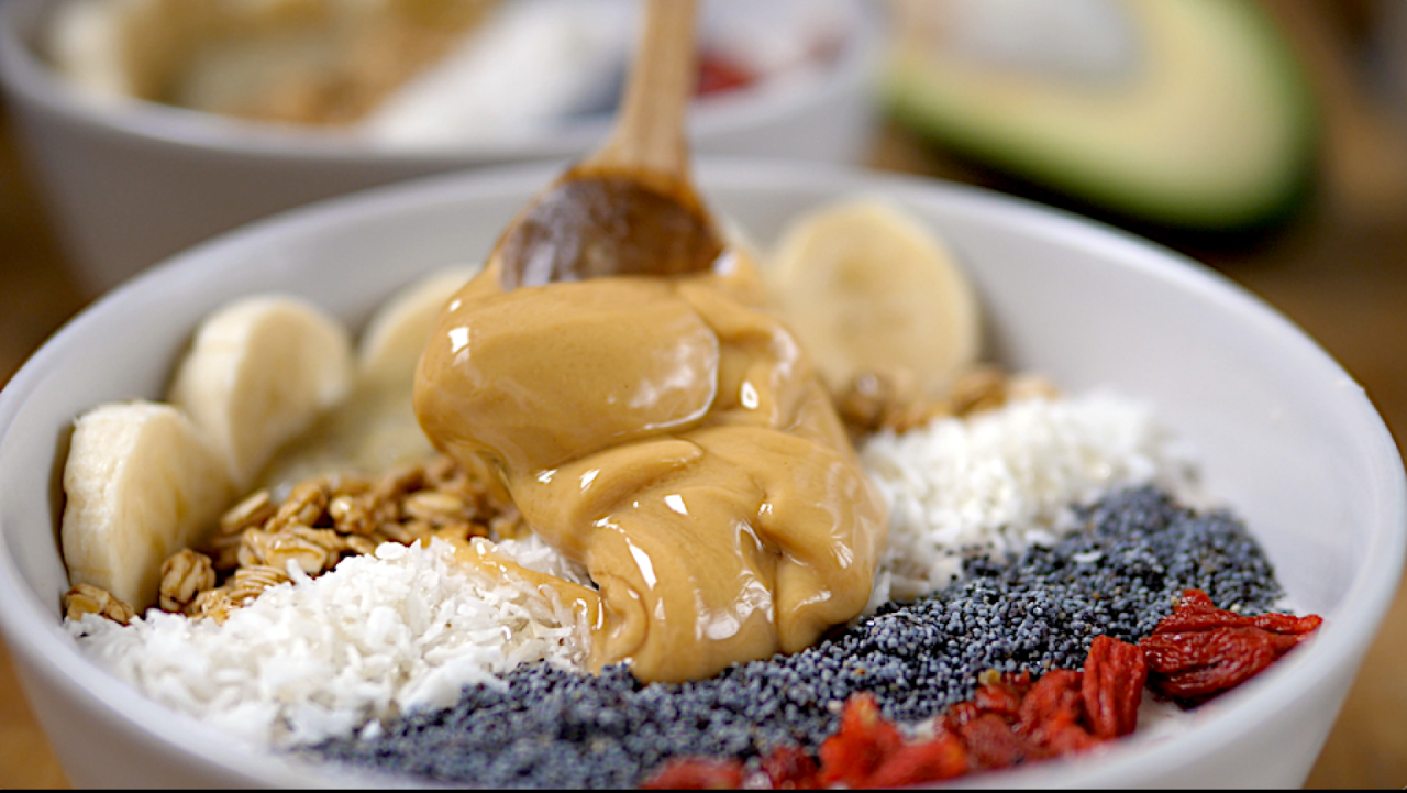 Dietitians favorite ways to eat peanut butter