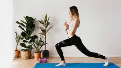 6 ways to modify squats and lunges for bad knees