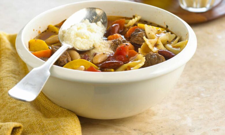 Easy slow cooker minestrone