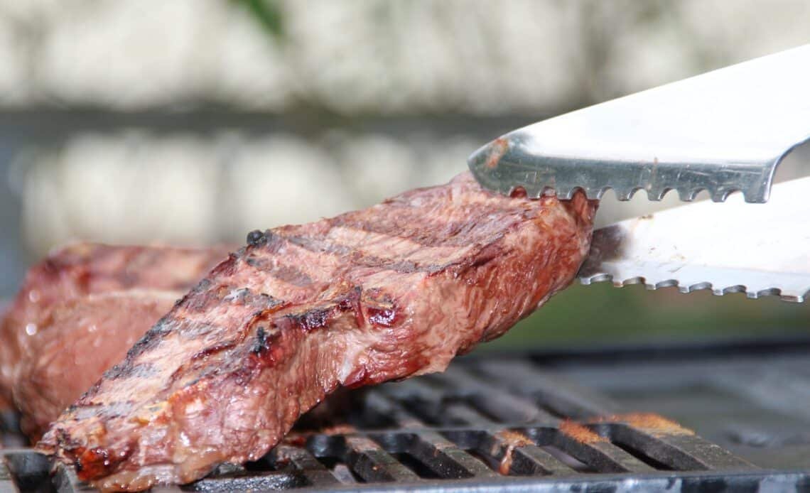 8 protein packed grilling recipes under 425 calories