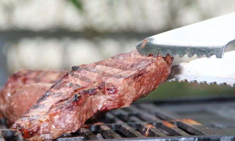 8 protein packed grilling recipes under 425 calories
