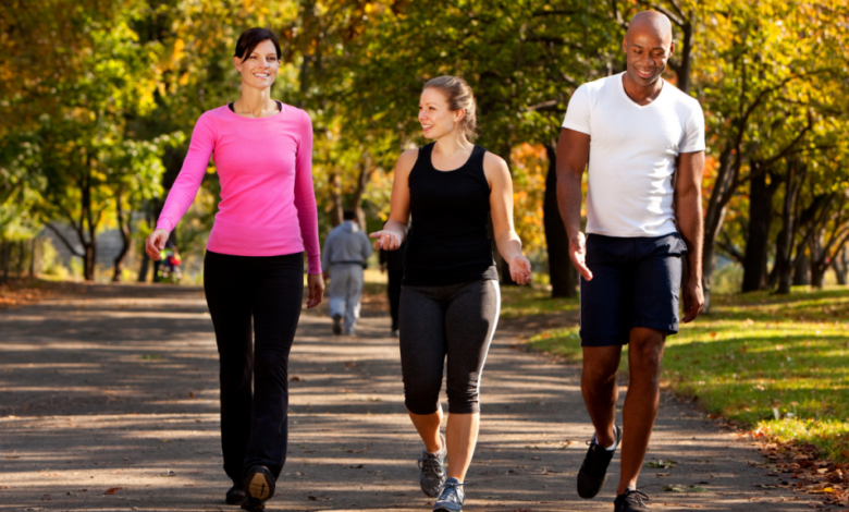 3 ways walking in a park can boost your health