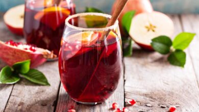 5 cocktail hacks healthier holiday drinking