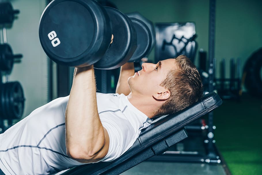 4 reasons you should lift light weights