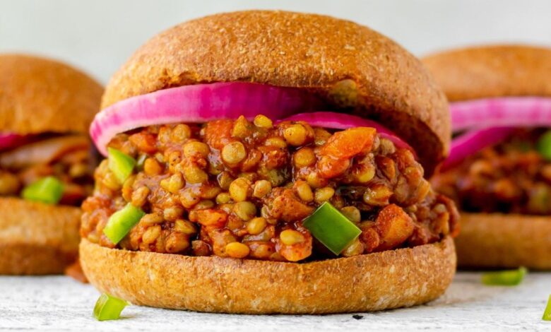 Slow cooker vegetarian sloppy joes