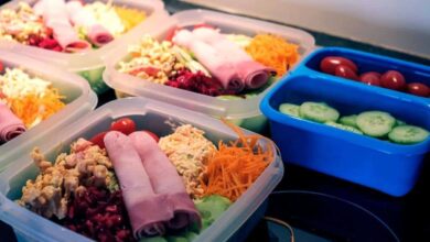Foods that dietitians eat on road trips
