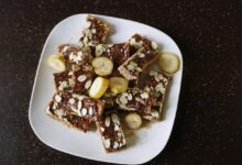 Banana berry oat bars
