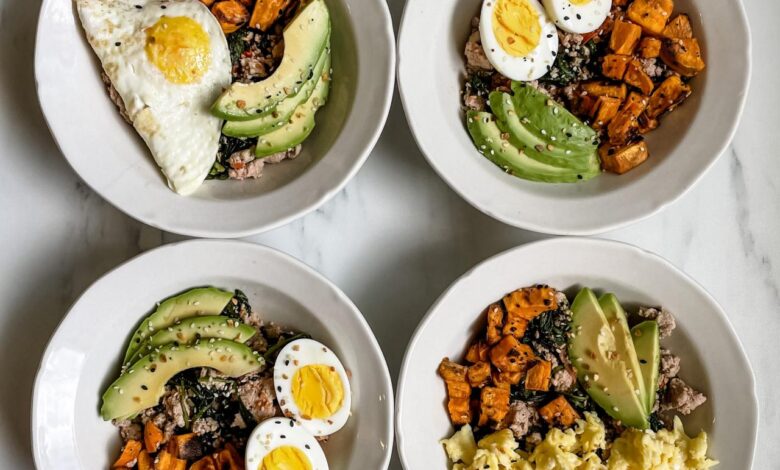 8 make ahead breakfast bowls under 400 calories