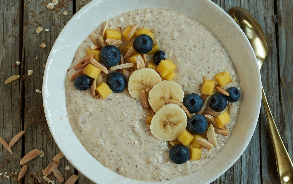 10 high protein egg free breakfasts under 450 calories