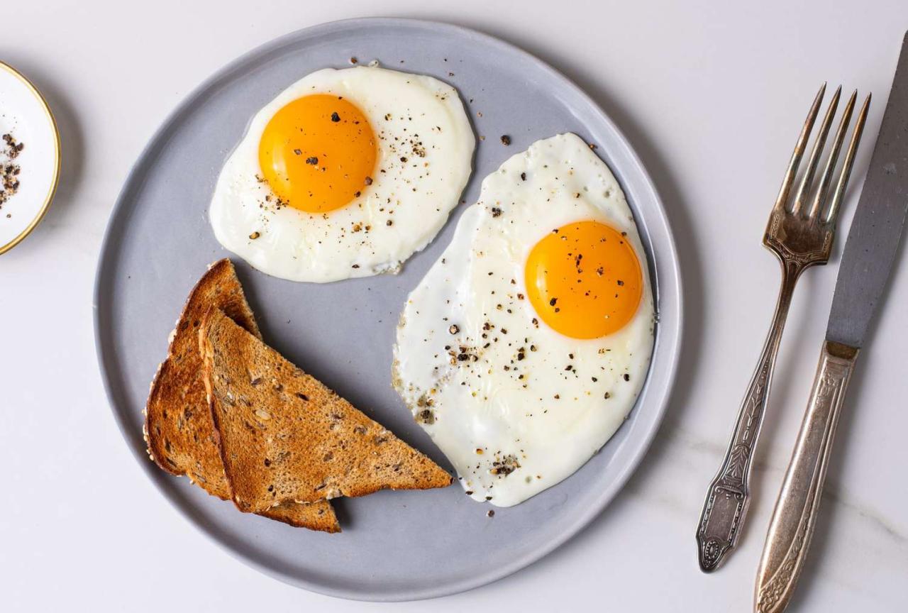 Avocado toast sunny side egg recipe