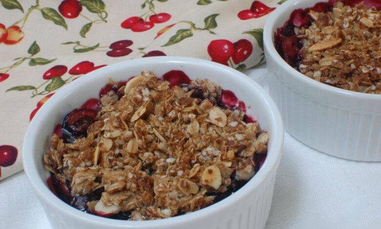 Quinoa oat granola with fruit and seeds