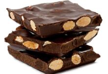 Dark chocolate almond bark