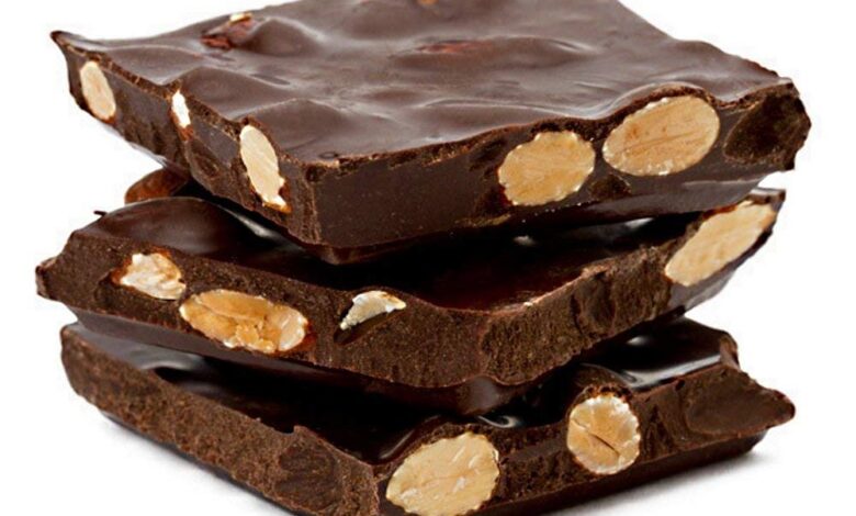 Dark chocolate almond bark