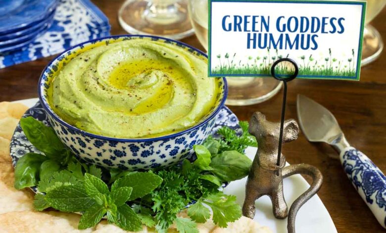 Green goddess hummus with crudites and crackers