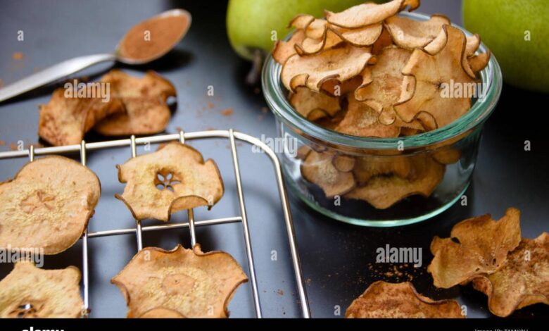 Easy baked pear chips