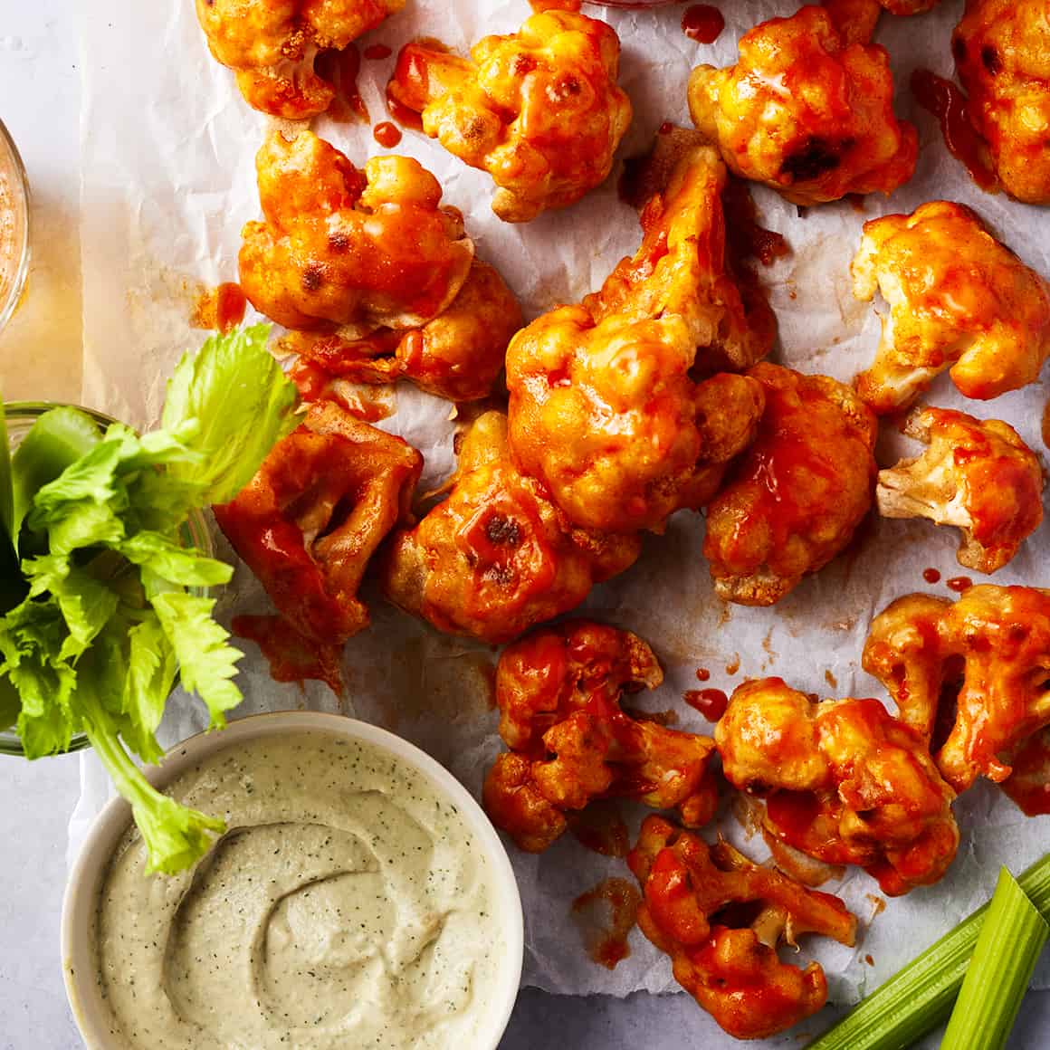 Buffalo cauliflower bites