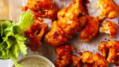 Buffalo cauliflower bites