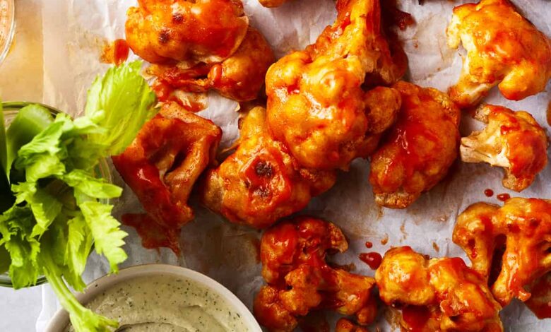 Buffalo cauliflower bites