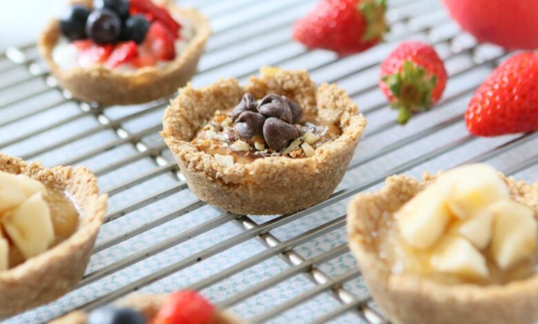 Pomegranate oatmeal snack cups