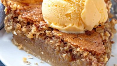 Oatmeal strawberry cookie pie