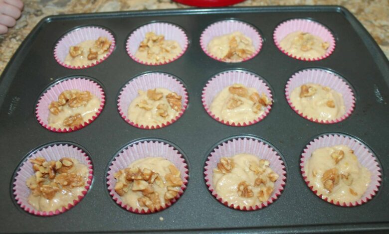 One bowl banana nut muffins
