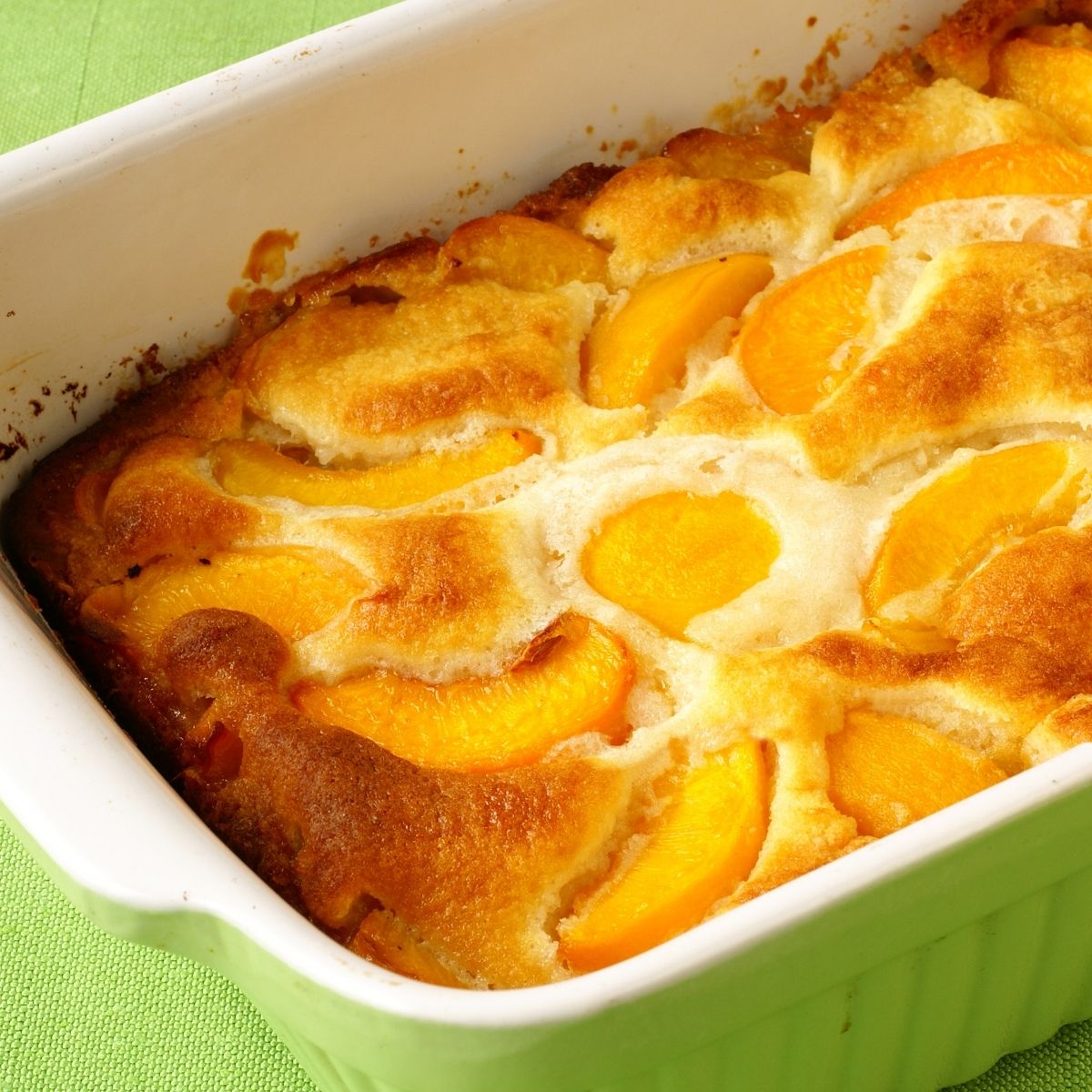 Quick skillet peach cobbler