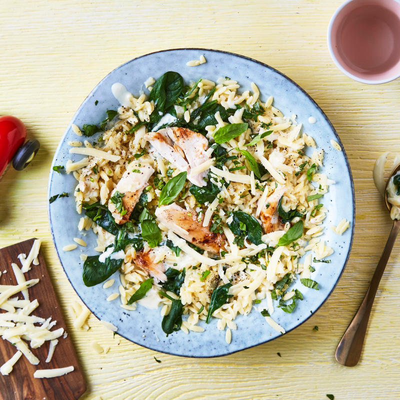 Chicken spinach orzo dinner in under 30 minutes