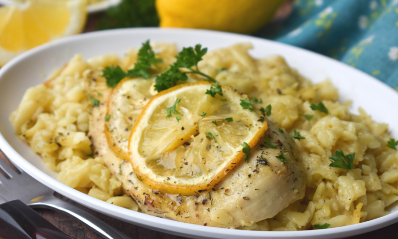 Chicken spinach orzo dinner in under 30 minutes