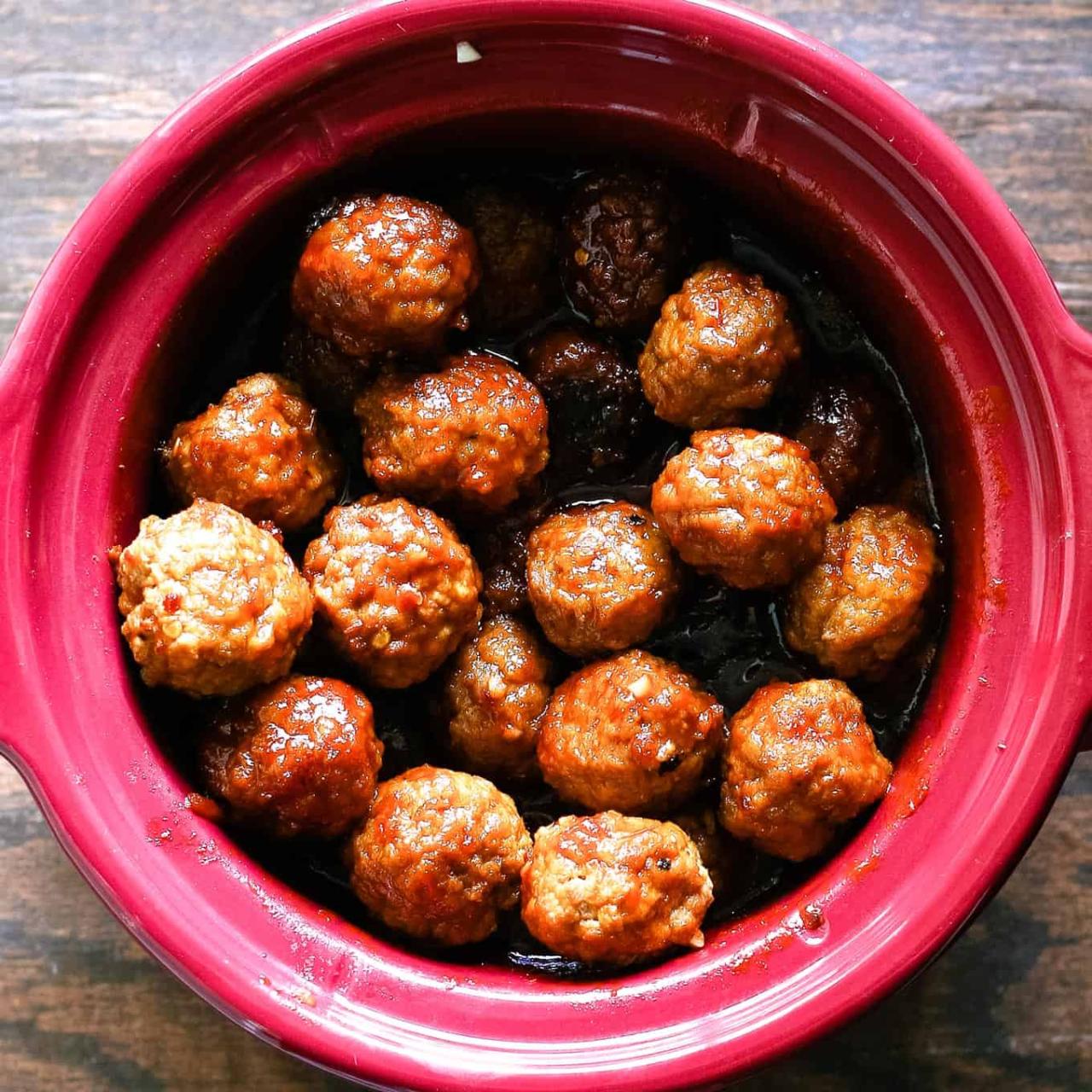 Slow cooker turkey meatballs